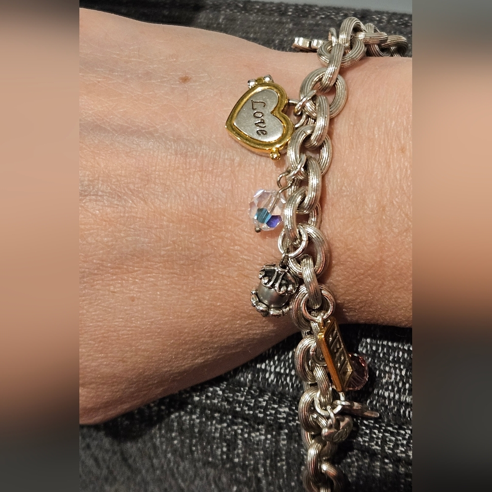 Retired Brighton Power of Pink charm bracelet - Picture 6 of 6